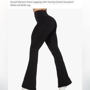 Sunzel Criss Cross Flare Leggings